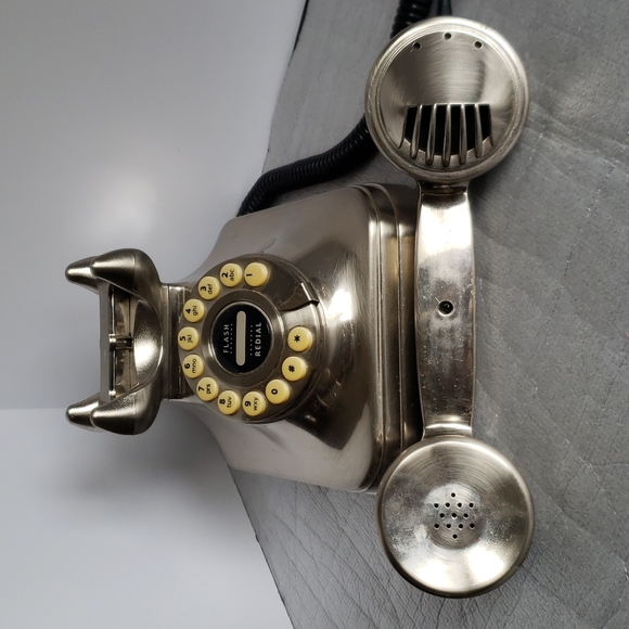 Pottery Barn Grand Vintage Retro Style Nickel Push Button Table Telephone - Picture 4 of 7